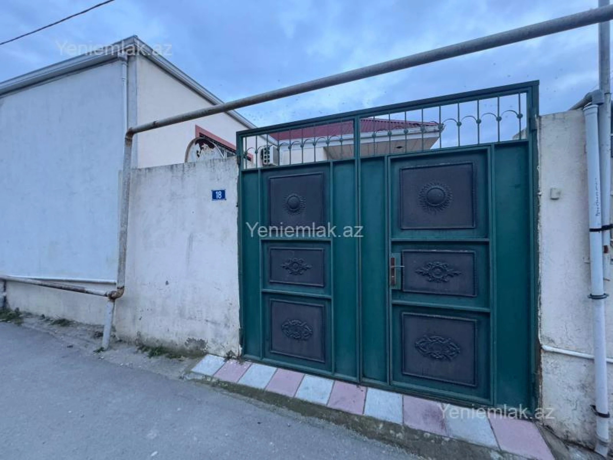 Satılır 2 otaqlı həyət evi 70 m²