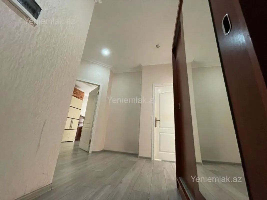 Satılır 3 otaqlı yeni tikili 84 m²
