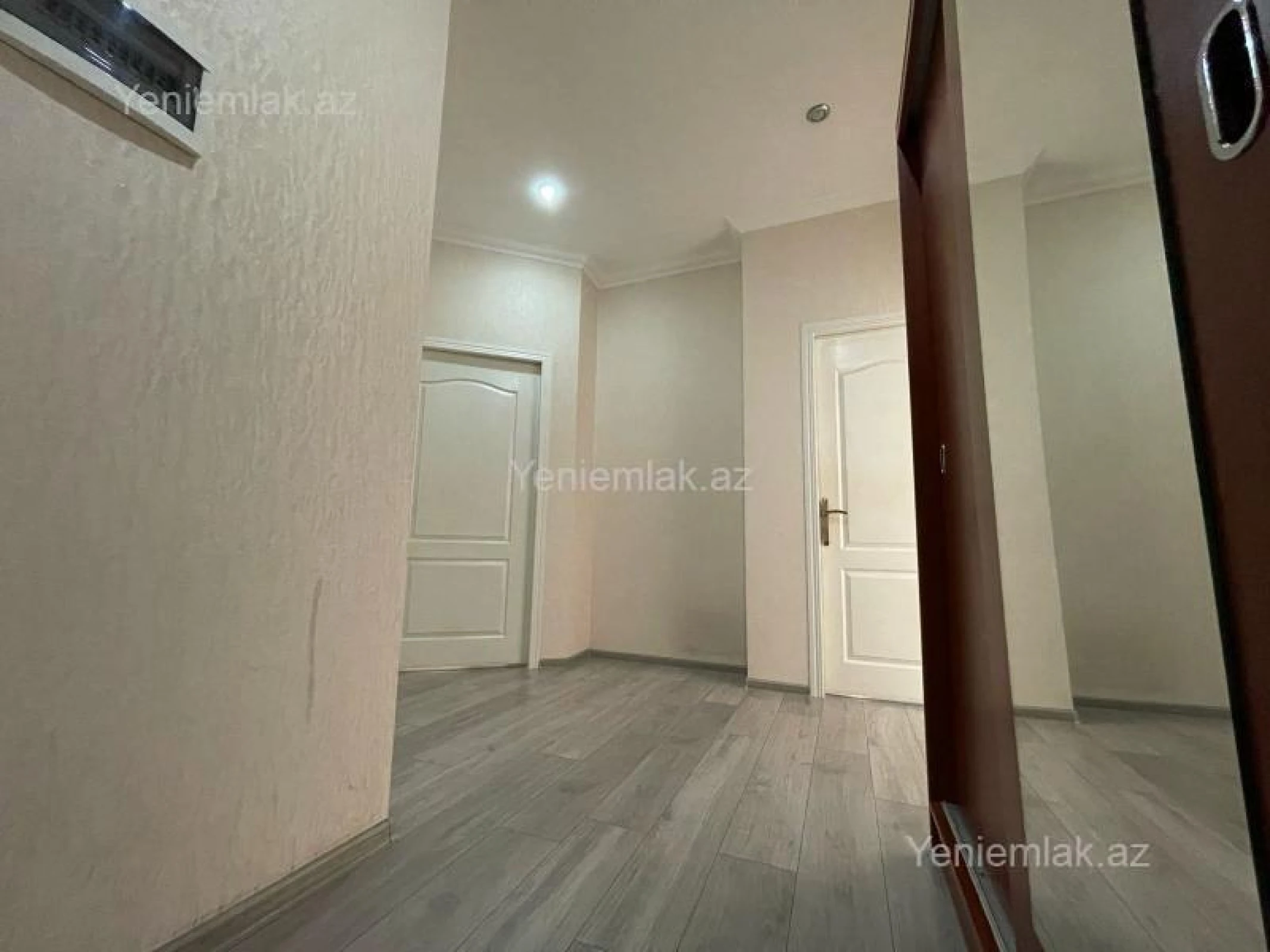 Satılır 3 otaqlı yeni tikili 84 m²