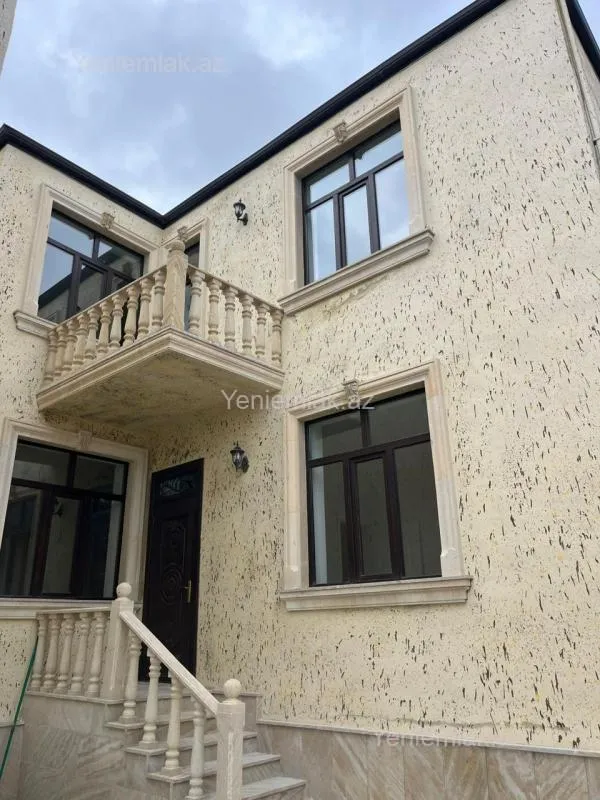 Satılır 5 otaqlı həyət evi 140 m²