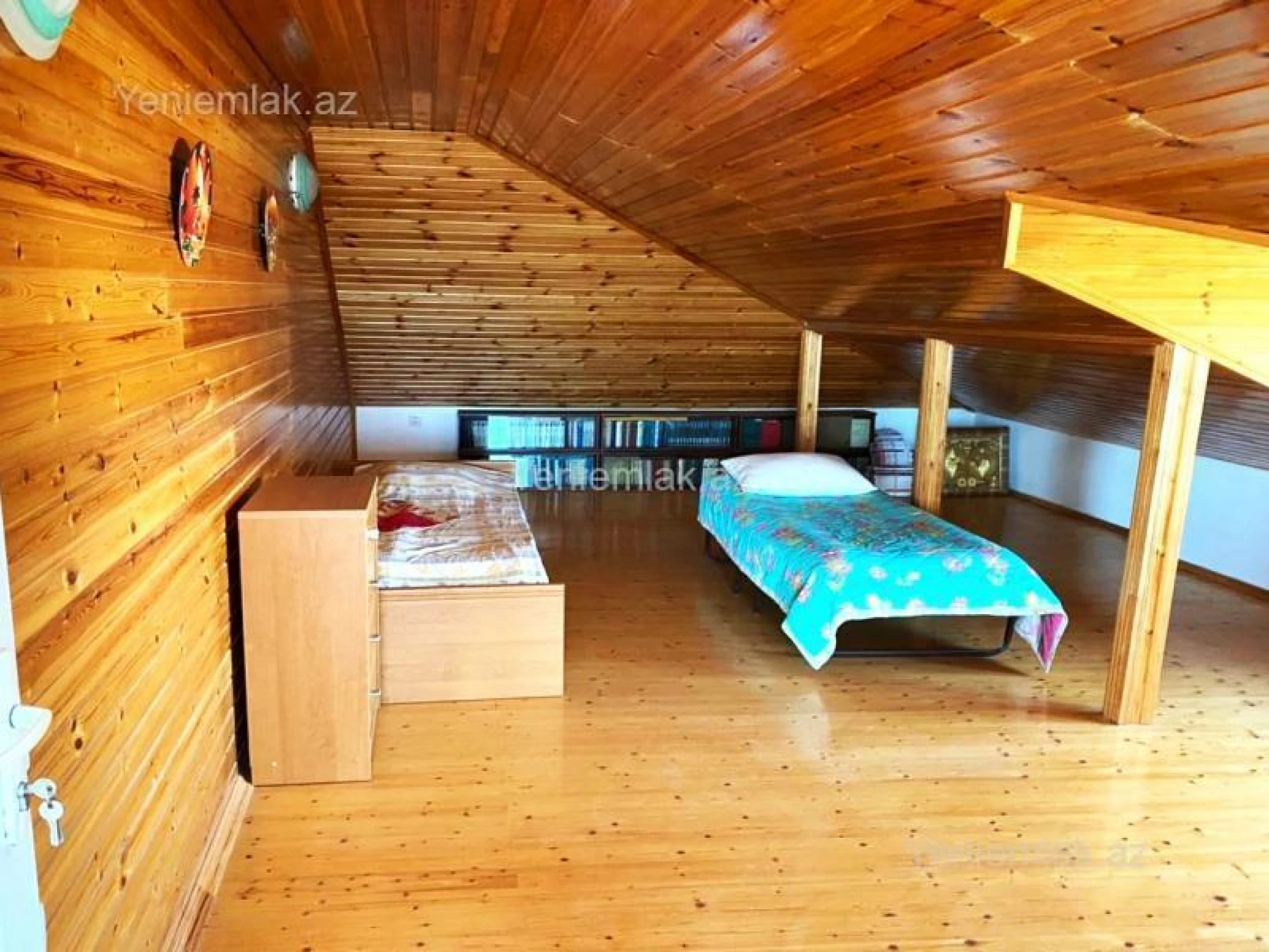 Satılır 6 otaqlı həyət evi 330 m²