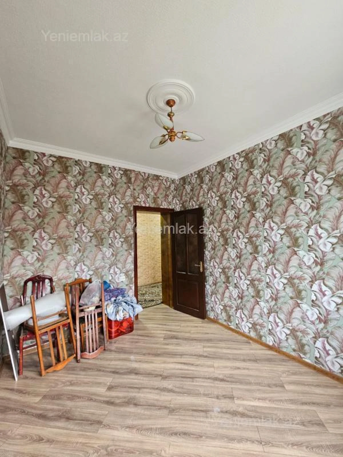 Satılır 6 otaqlı həyət evi 175 m²