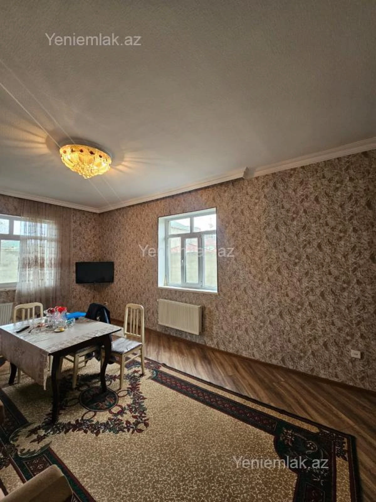 Satılır 6 otaqlı həyət evi 175 m²