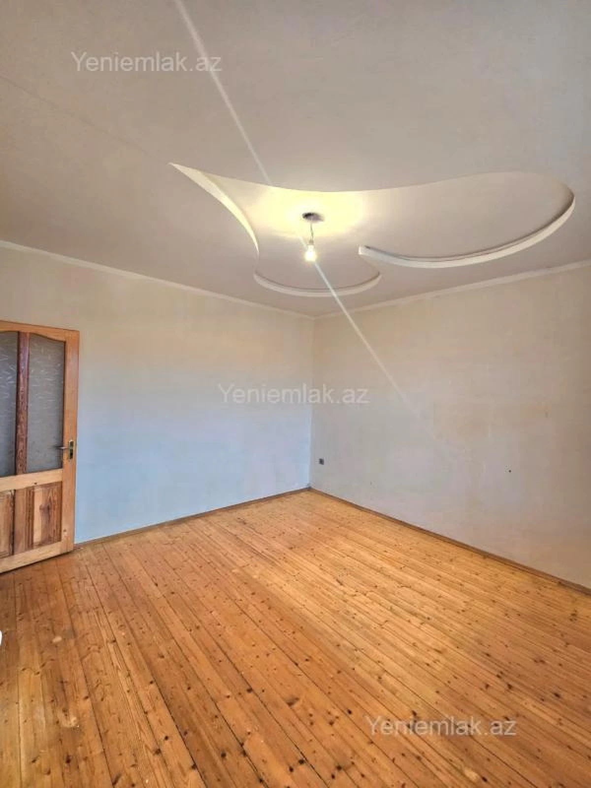 Satılır 6 otaqlı həyət evi 175 m²