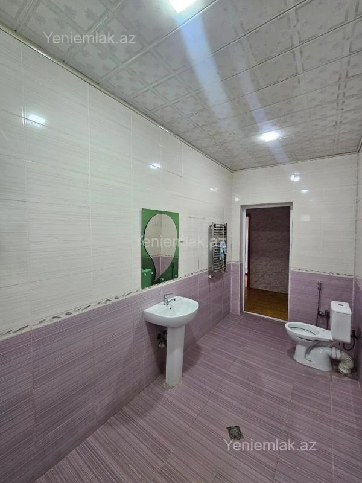 Satılır 6 otaqlı həyət evi 175 m²
