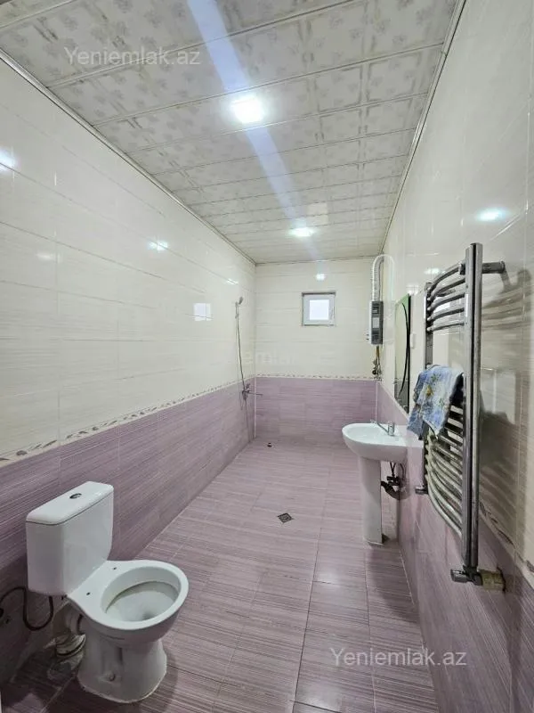 Satılır 6 otaqlı həyət evi 175 m²