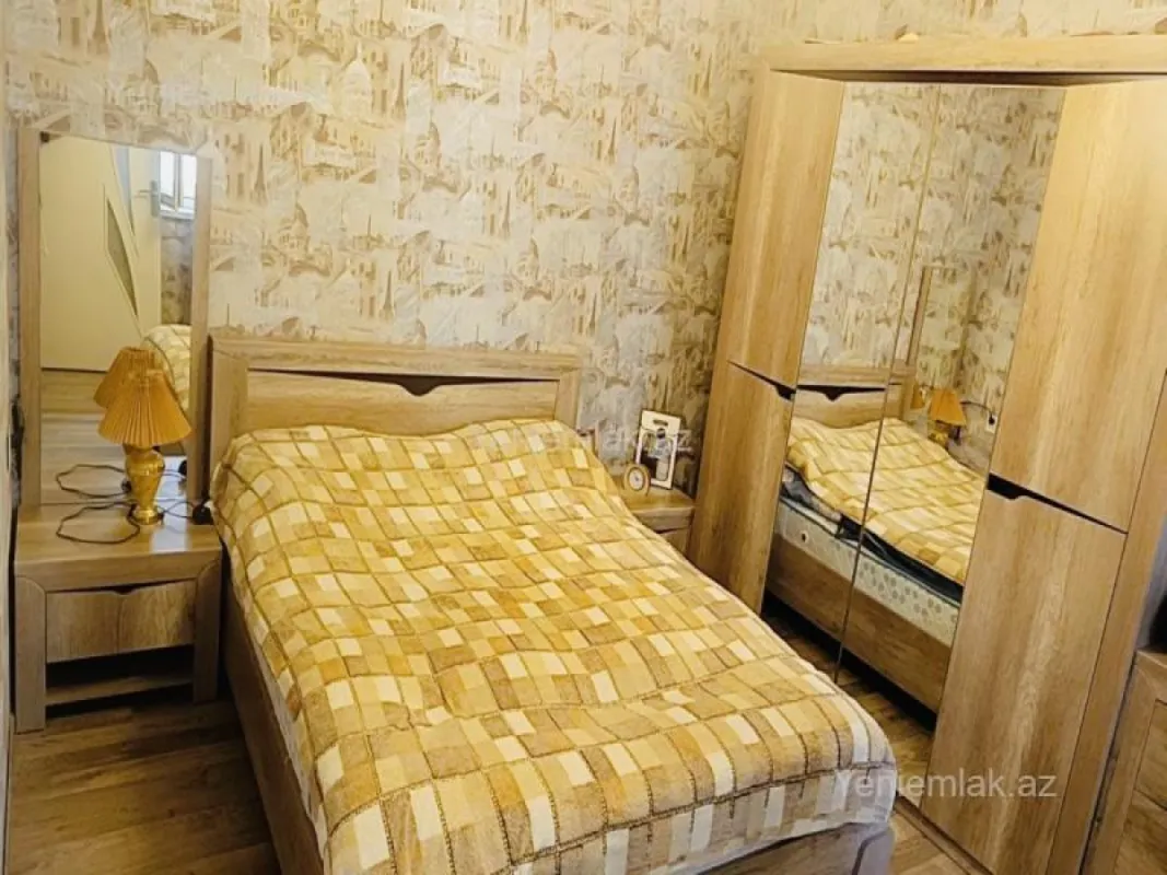 Satılır 3 otaqlı yeni tikili 100 m²