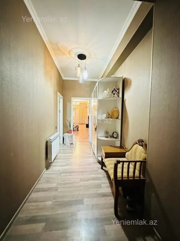 Satılır 3 otaqlı yeni tikili 100 m²