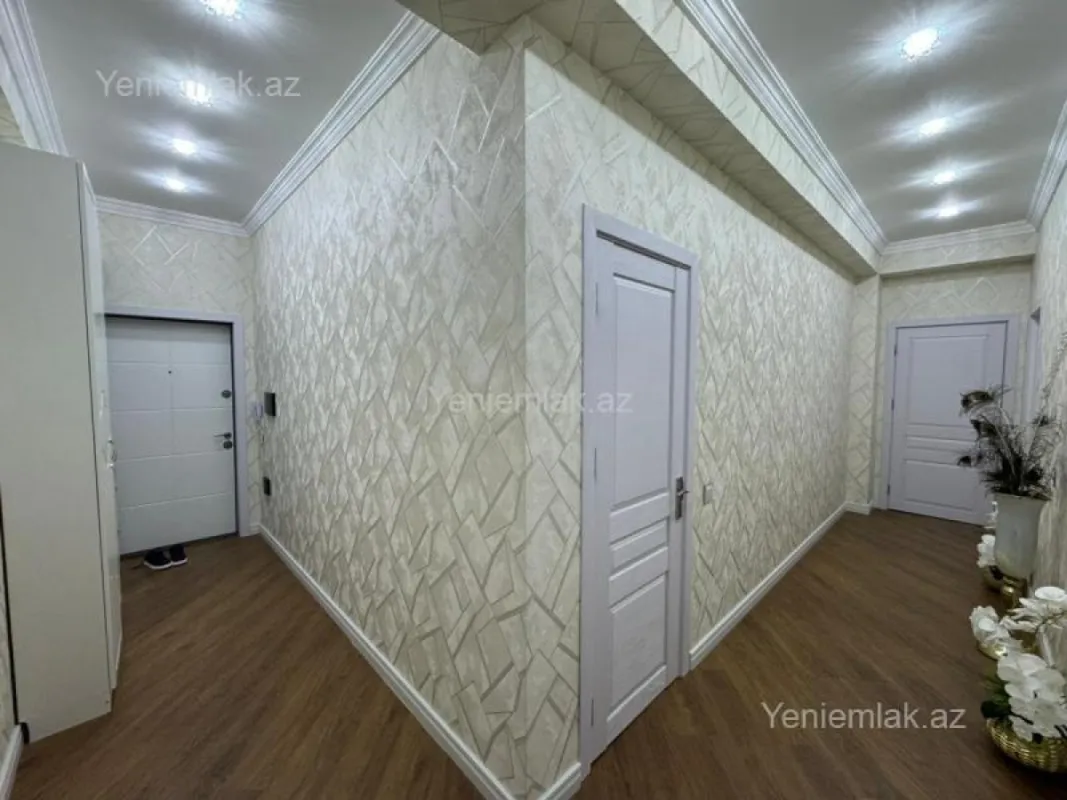 Satılır 3 otaqlı yeni tikili 91 m²