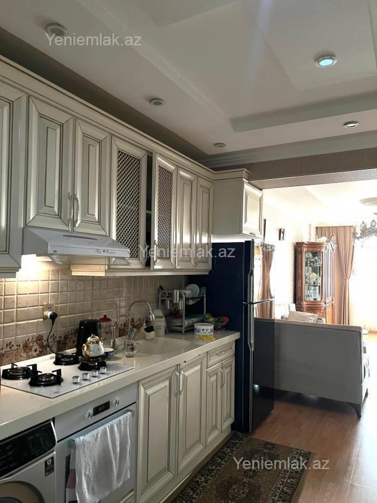 Satılır 3 otaqlı yeni tikili 75 m²