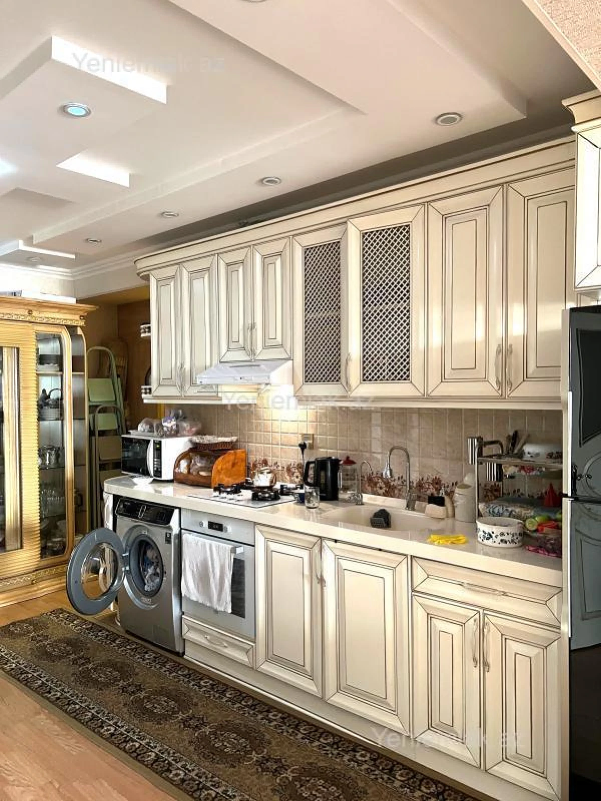 Satılır 3 otaqlı yeni tikili 75 m²