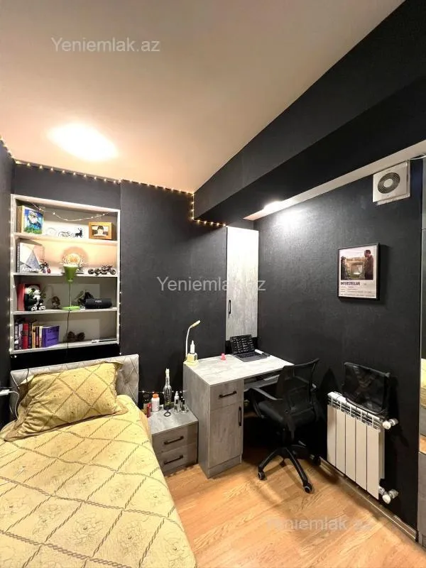 Satılır 3 otaqlı yeni tikili 75 m²