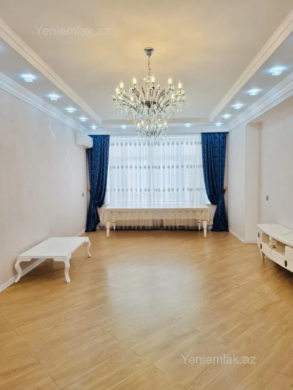 Satılır 3 otaqlı yeni tikili 137 m²