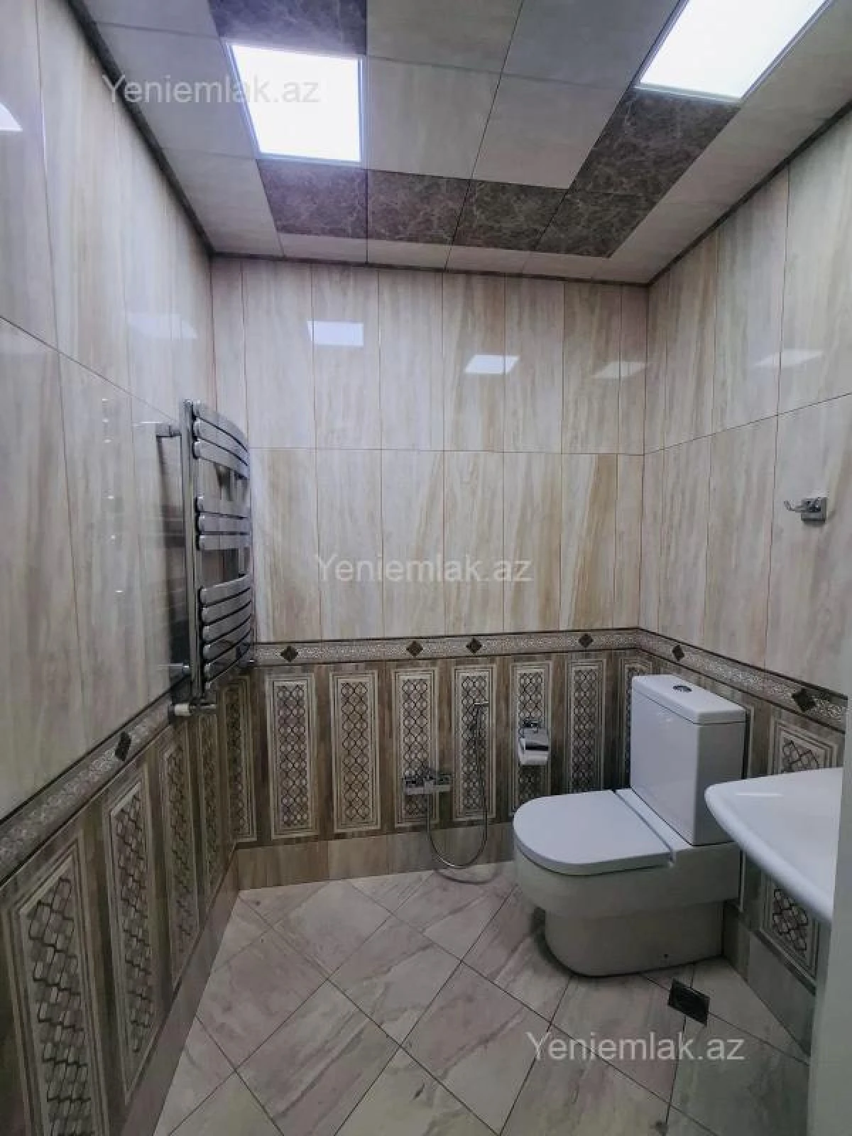 Satılır 3 otaqlı yeni tikili 137 m²