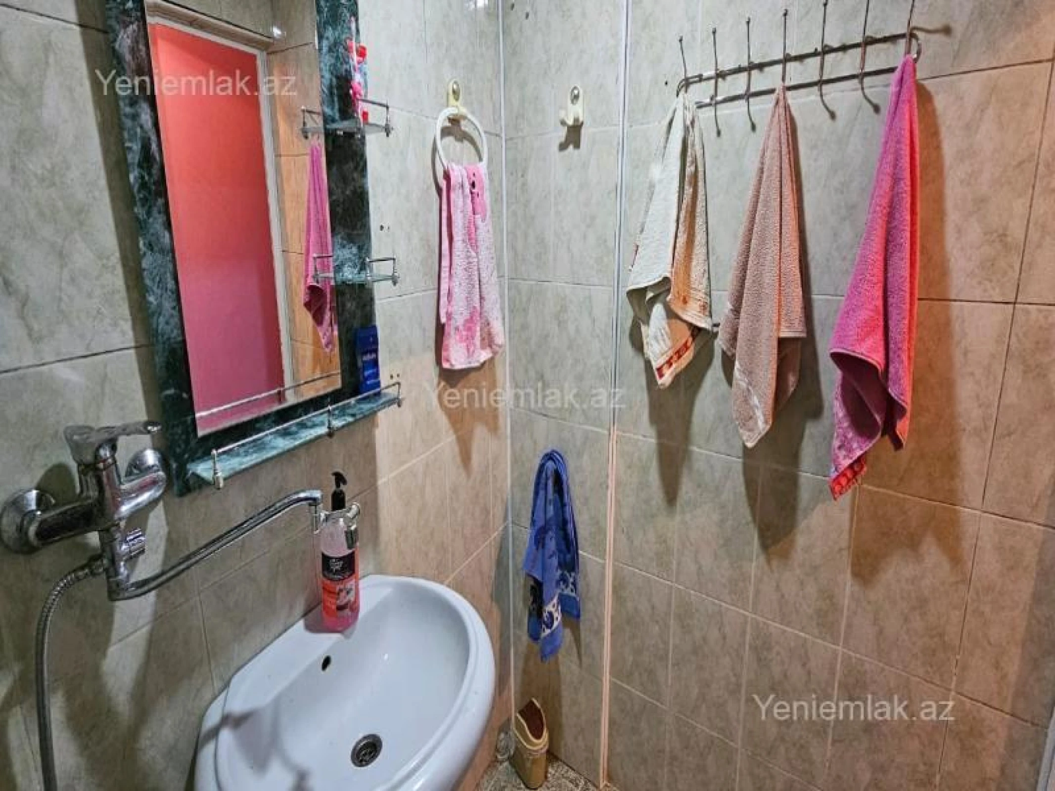 Satılır 3 otaqlı köhnə tikili 60 m²