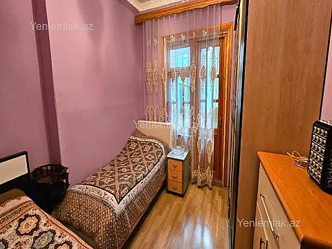 Satılır 3 otaqlı köhnə tikili 60 m²