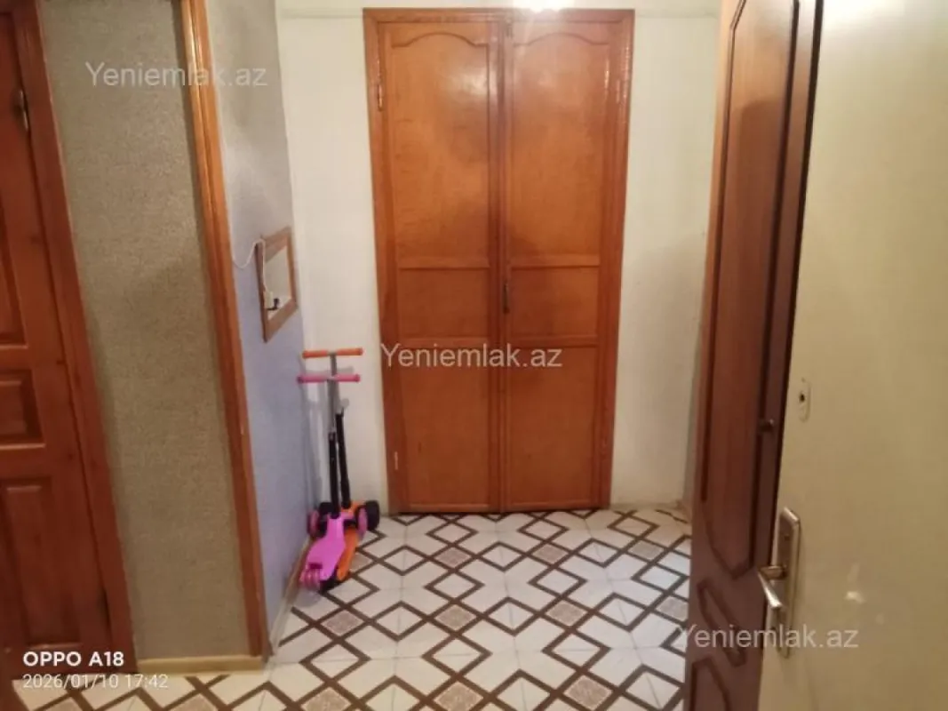 Satılır 2 otaqlı köhnə tikili 54 m²