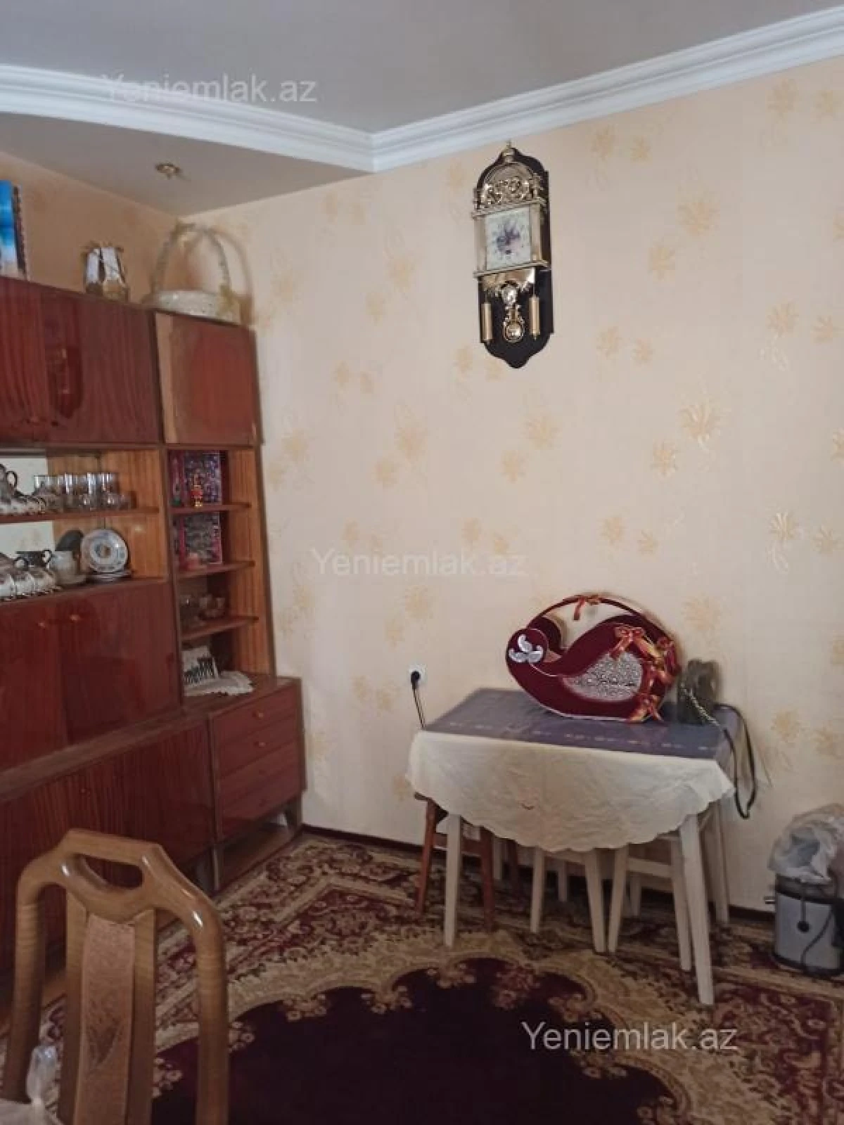 Satılır 3 otaqlı köhnə tikili 74 m²