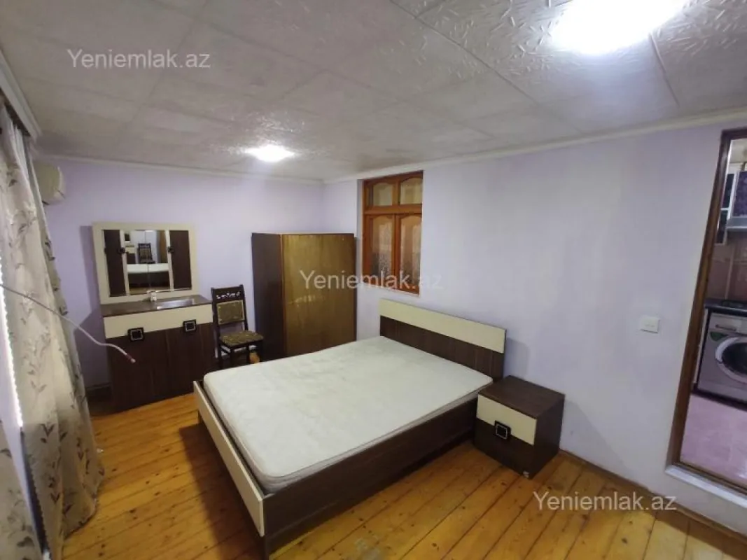 Satılır 2 otaqlı köhnə tikili 50 m²