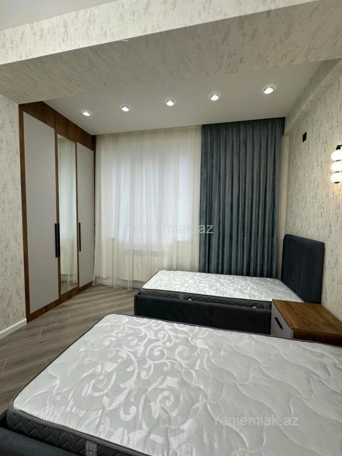 Satılır 3 otaqlı yeni tikili 107 m²
