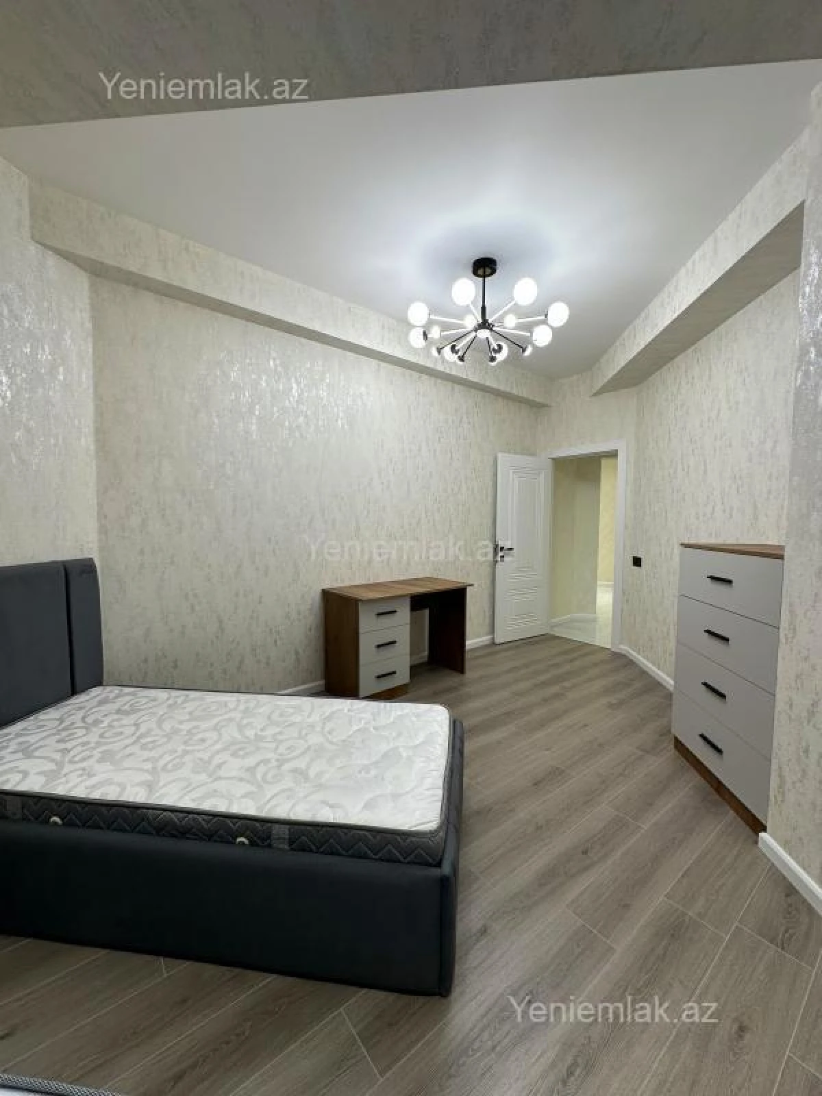 Satılır 3 otaqlı yeni tikili 107 m²