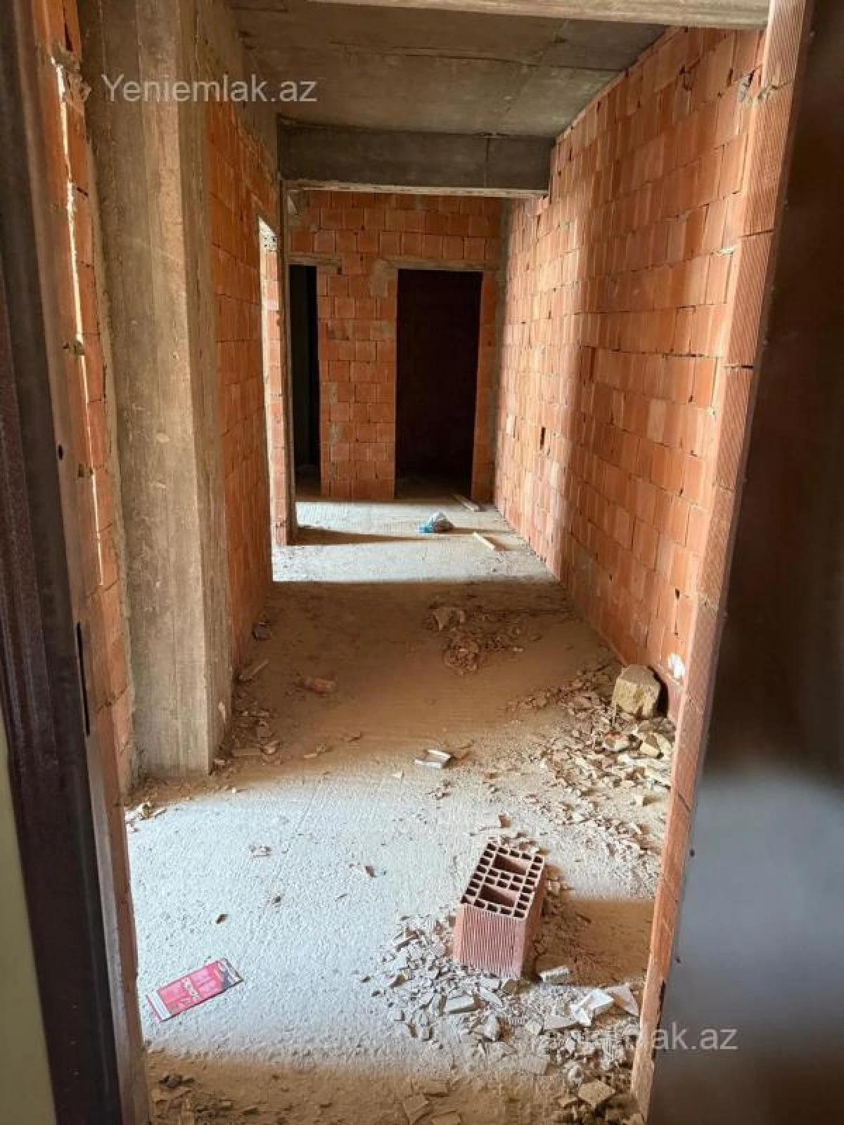 Satılır 2 otaqlı yeni tikili 83 m²