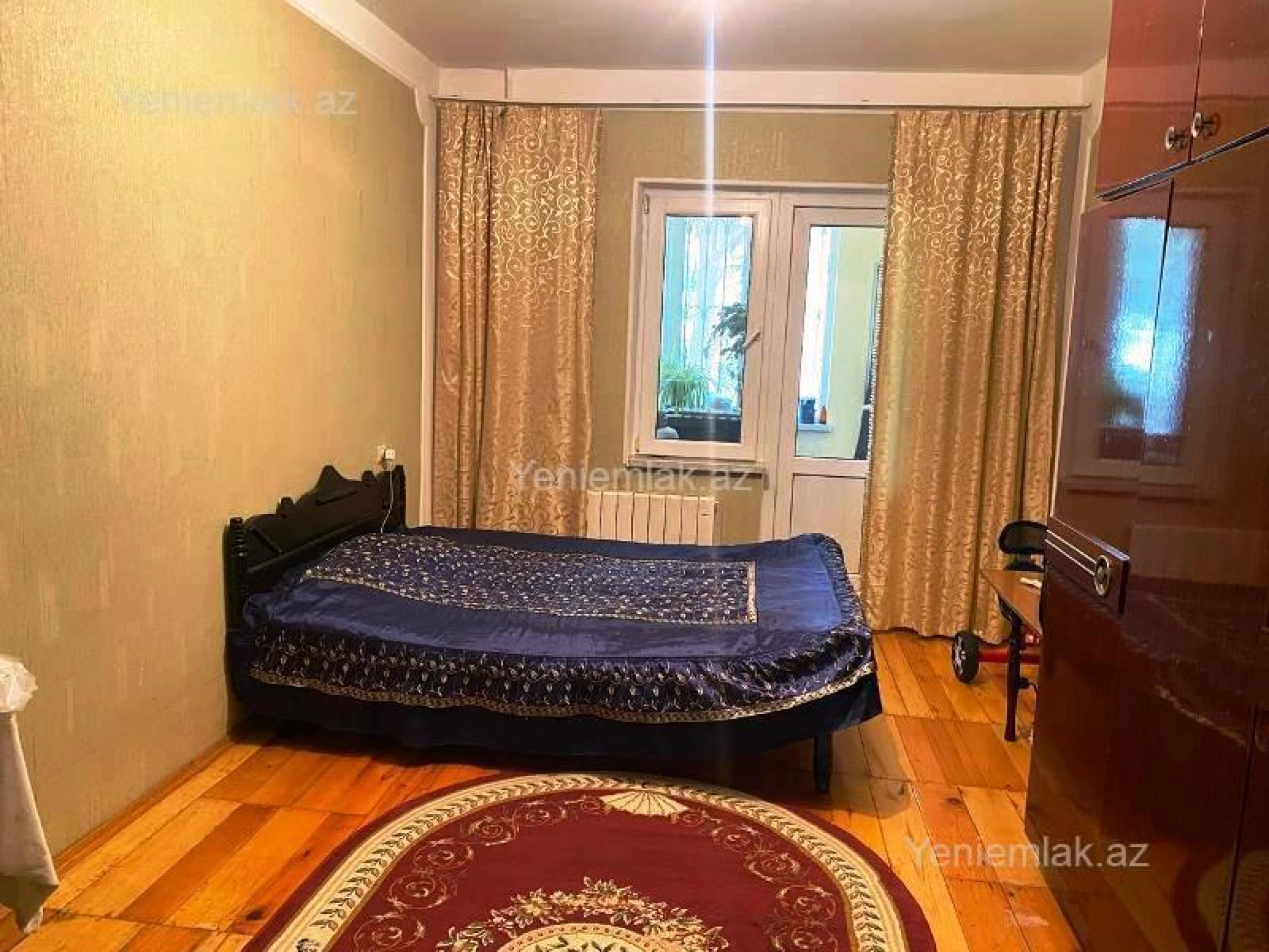Satılır 4 otaqlı köhnə tikili 80 m²