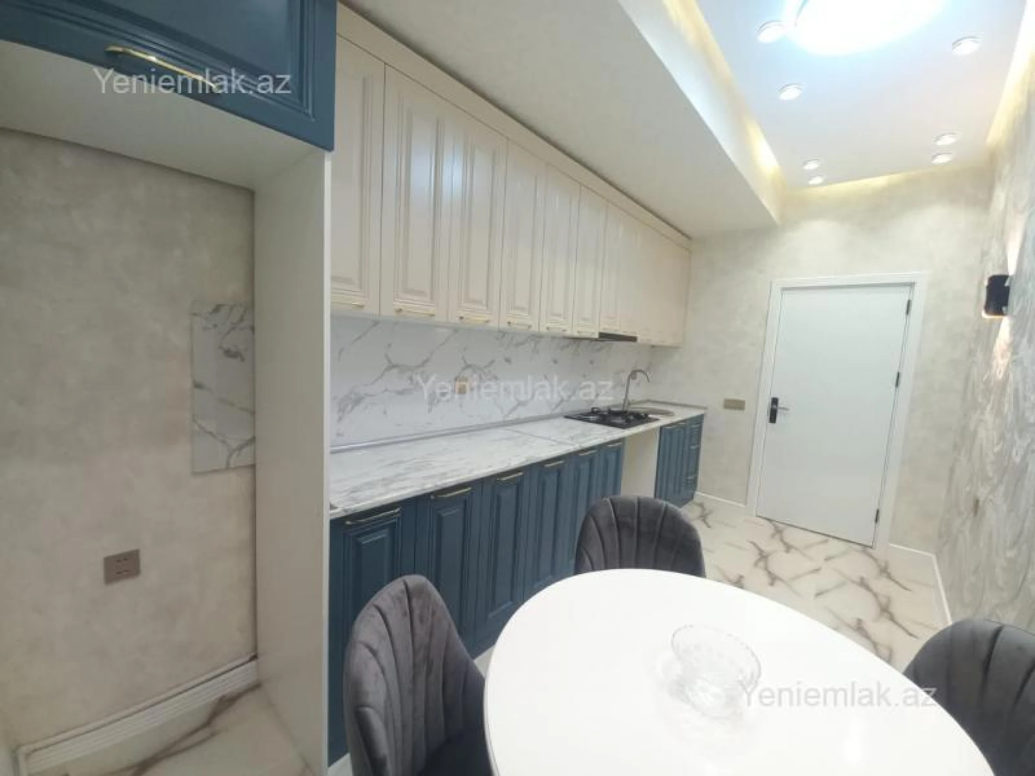 Satılır 2 otaqlı yeni tikili 75 m²