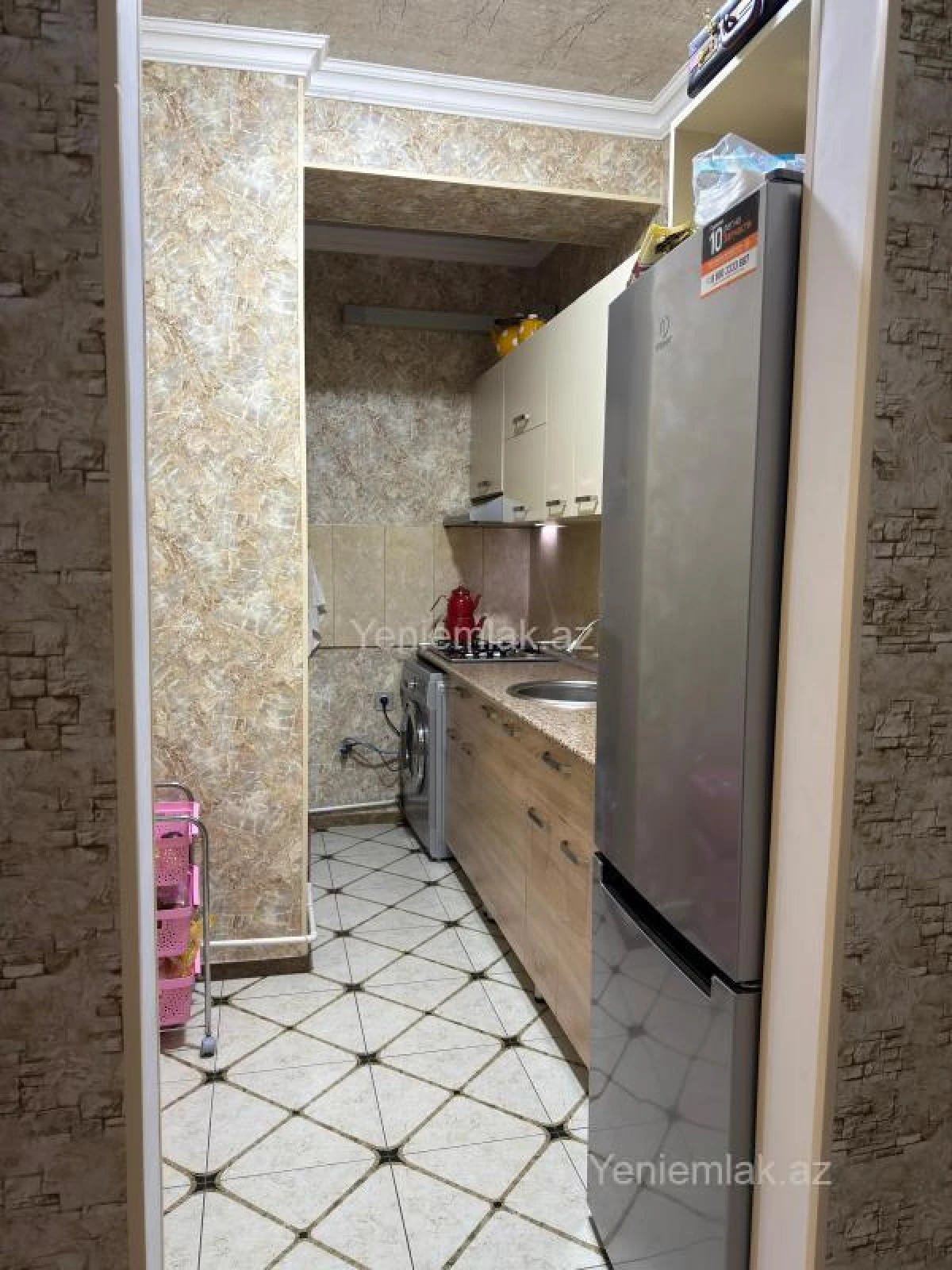 Satılır 2 otaqlı yeni tikili 60 m²