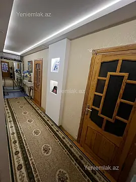 Satılır 4 otaqlı köhnə tikili 130 m²