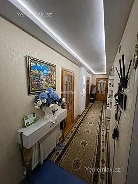 Satılır 4 otaqlı köhnə tikili 130 m²