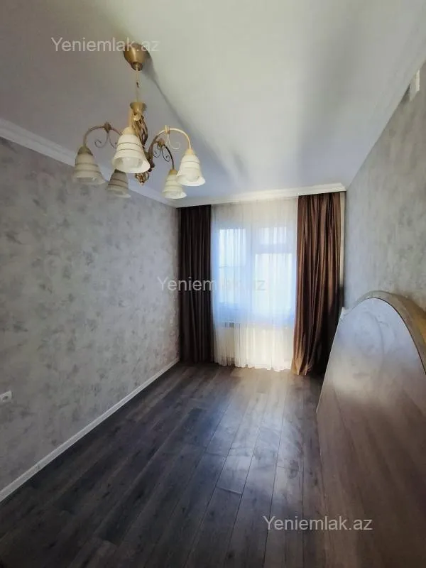 Satılır 2 otaqlı köhnə tikili 50 m²