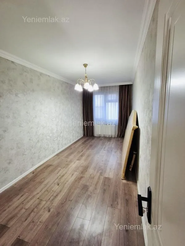 Satılır 2 otaqlı köhnə tikili 50 m²