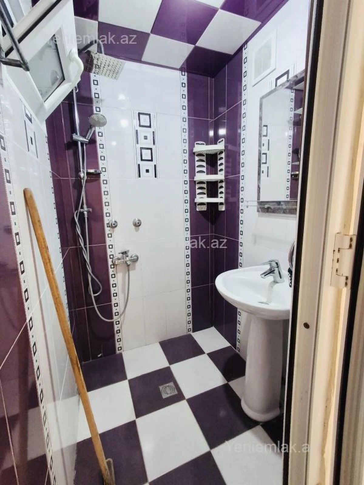 Satılır 2 otaqlı köhnə tikili 50 m²