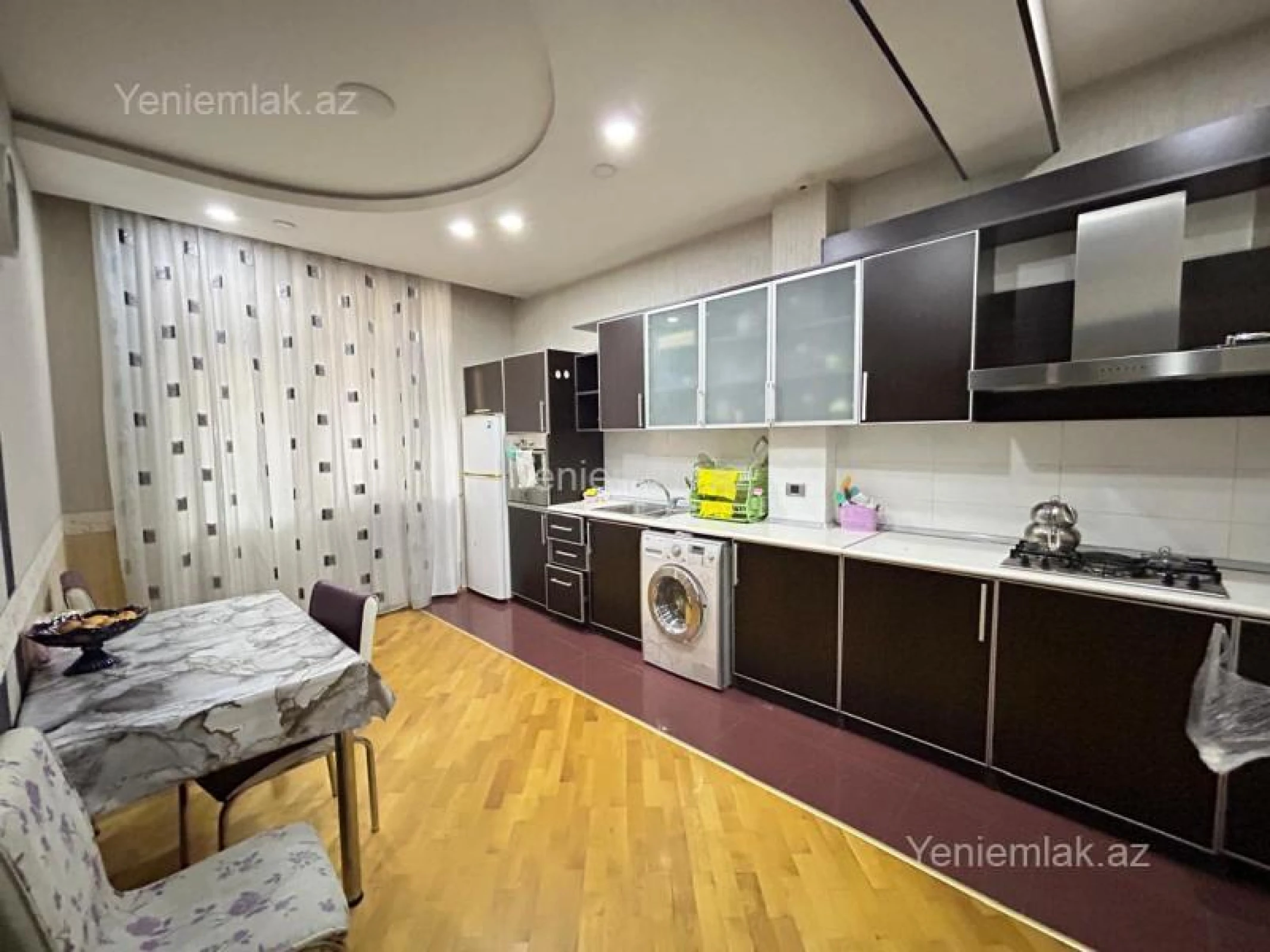 Satılır 3 otaqlı yeni tikili 123 m²