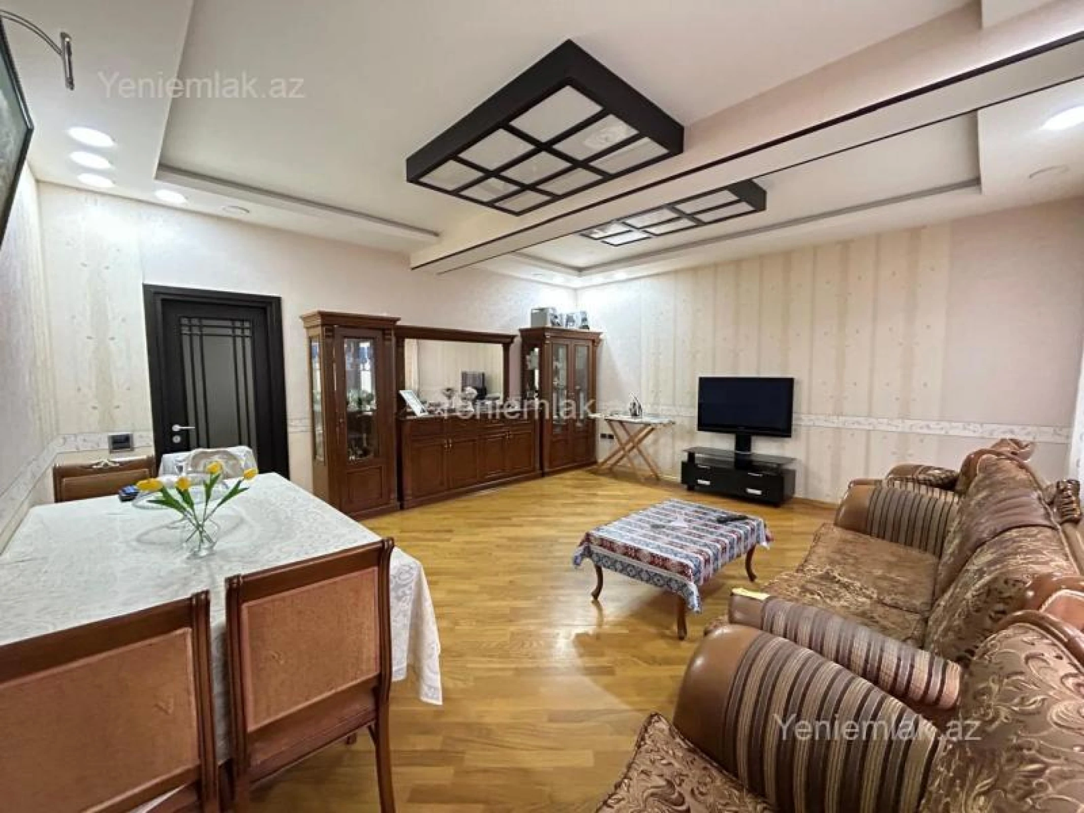 Satılır 3 otaqlı yeni tikili 123 m²