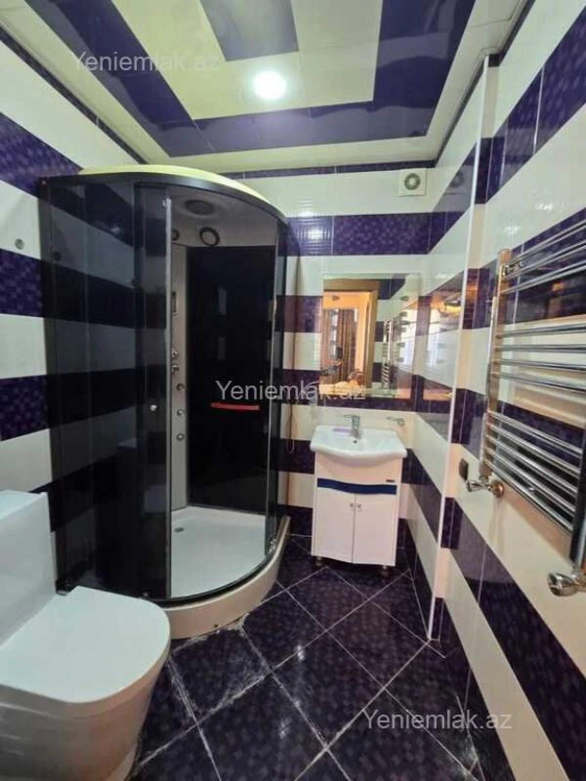 Satılır 3 otaqlı yeni tikili 175 m²
