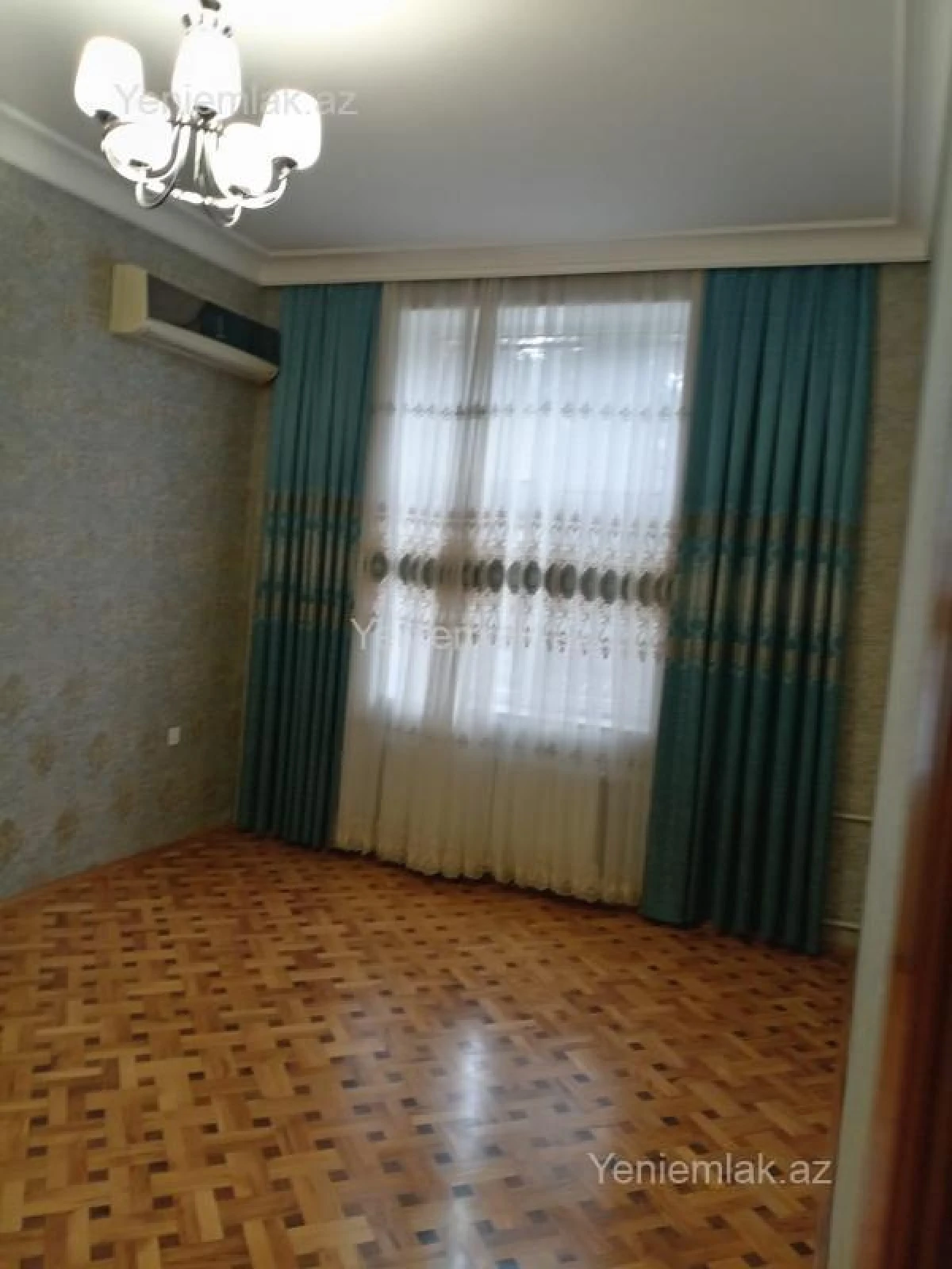 Satılır 3 otaqlı köhnə tikili 80 m²