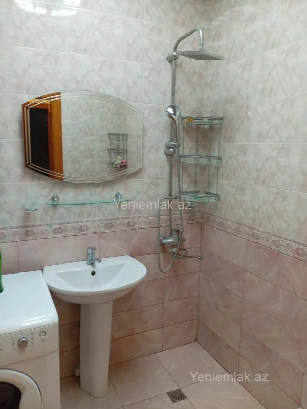 Satılır 3 otaqlı köhnə tikili 80 m²
