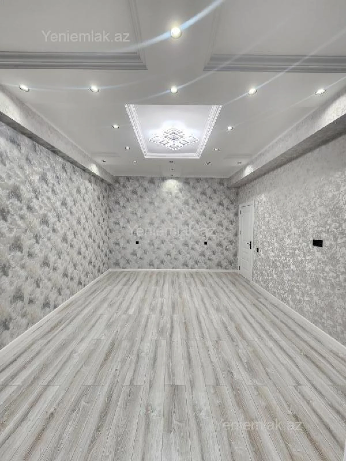 Satılır 3 otaqlı yeni tikili 95 m²