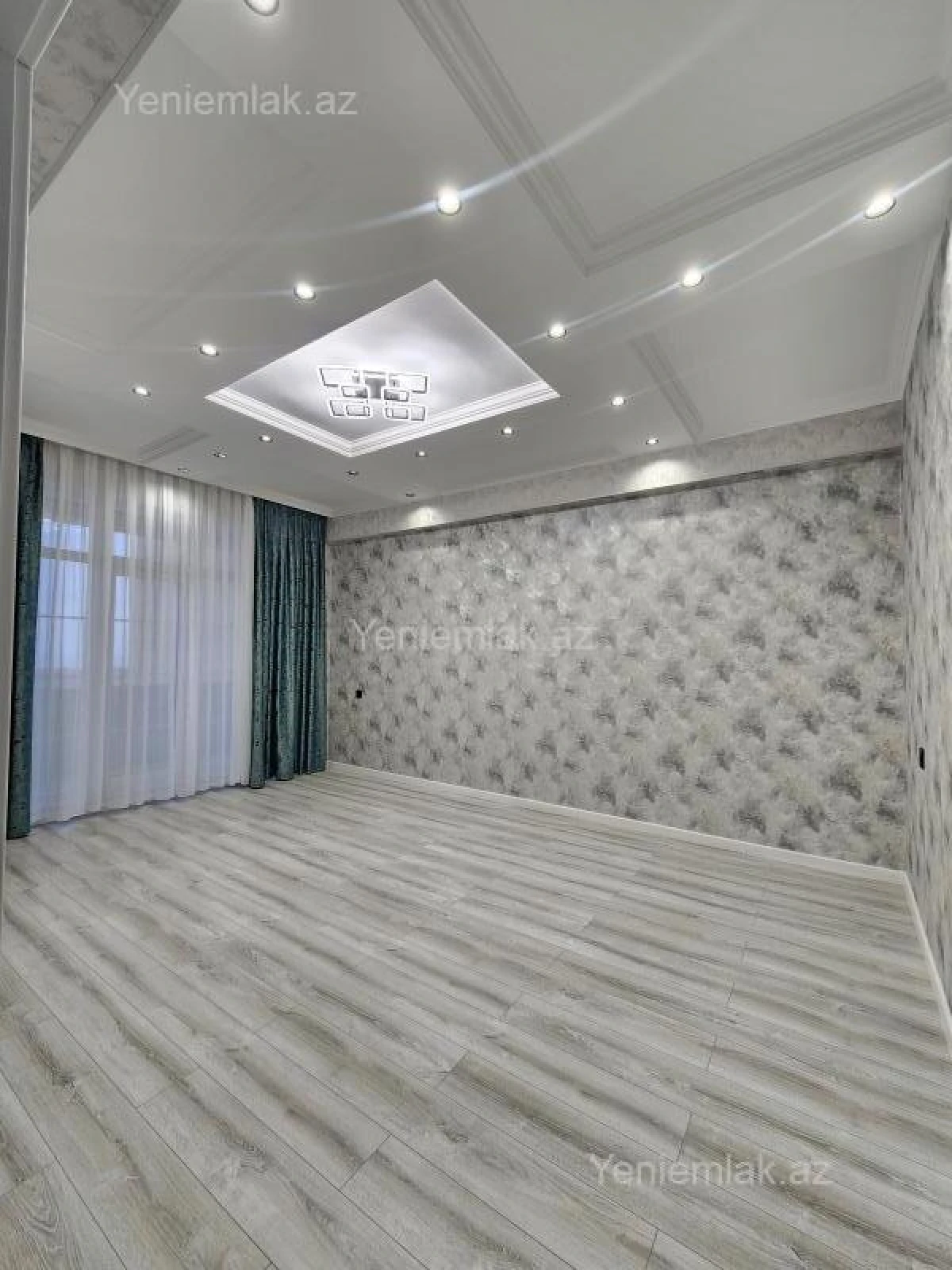 Satılır 3 otaqlı yeni tikili 95 m²