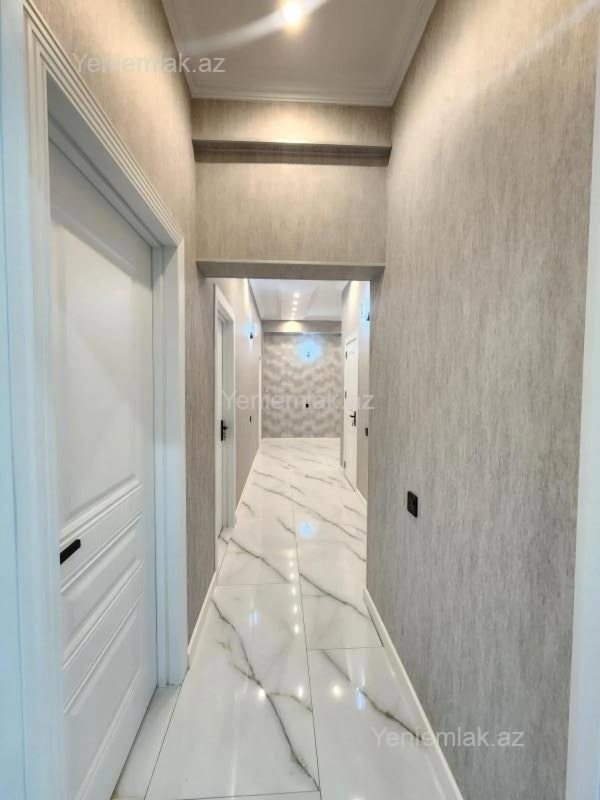 Satılır 3 otaqlı yeni tikili 95 m²