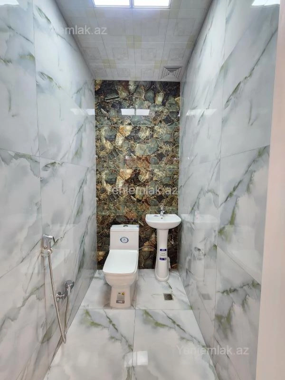 Satılır 3 otaqlı yeni tikili 95 m²