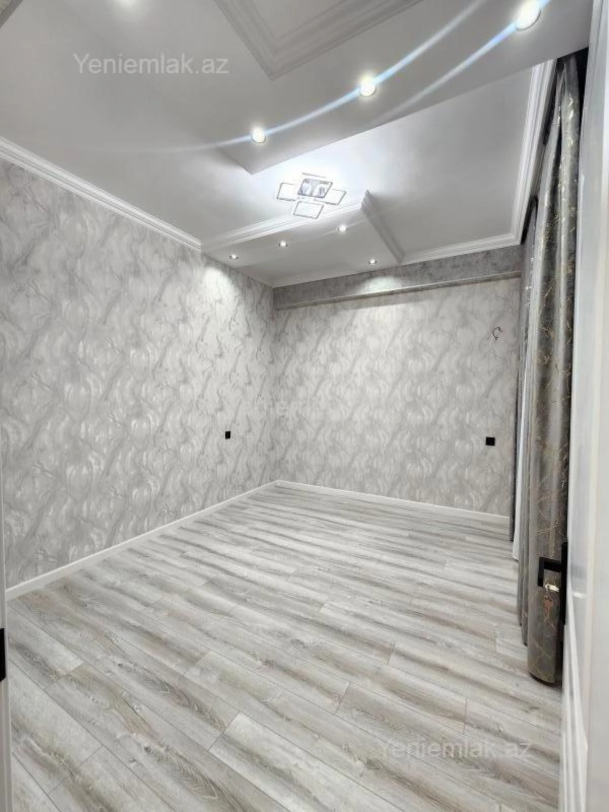 Satılır 3 otaqlı yeni tikili 95 m²