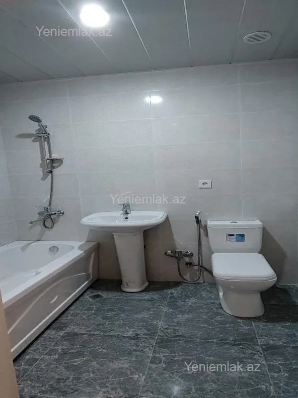 Satılır 4 otaqlı yeni tikili 105 m²
