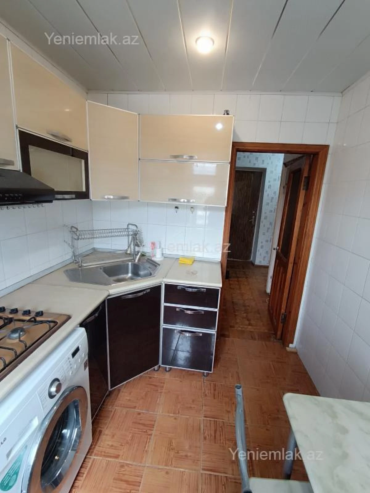 Satılır 4 otaqlı köhnə tikili 85 m²