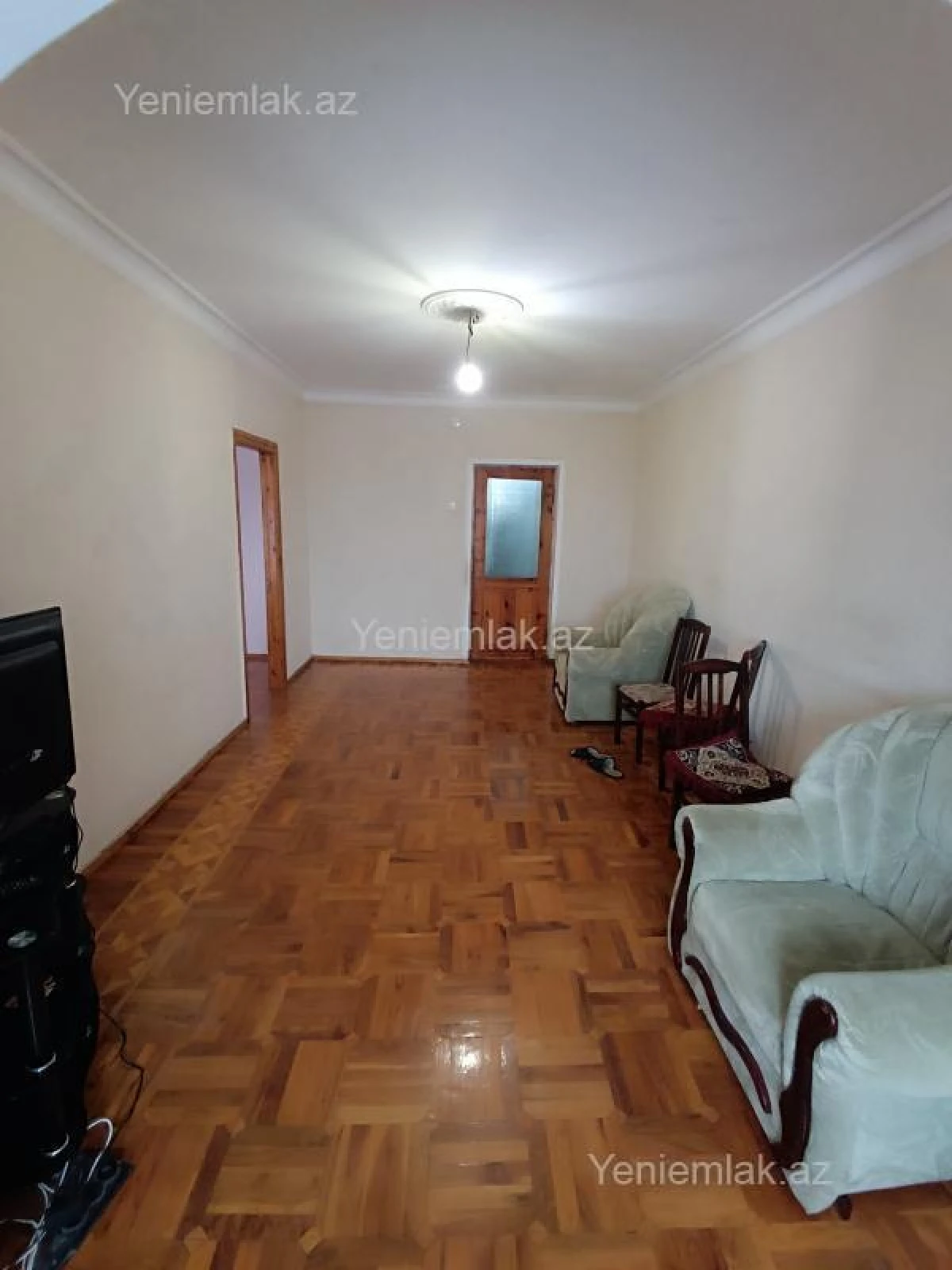Satılır 4 otaqlı köhnə tikili 85 m²