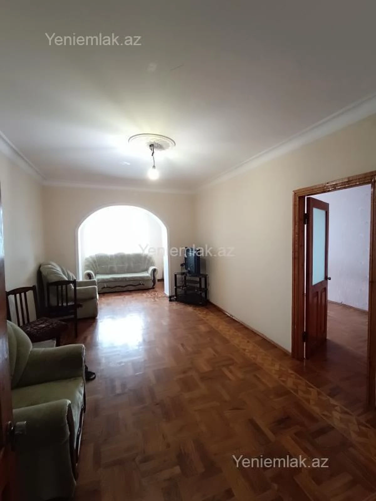 Satılır 4 otaqlı köhnə tikili 85 m²