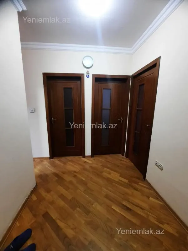 Satılır 3 otaqlı köhnə tikili 85 m²