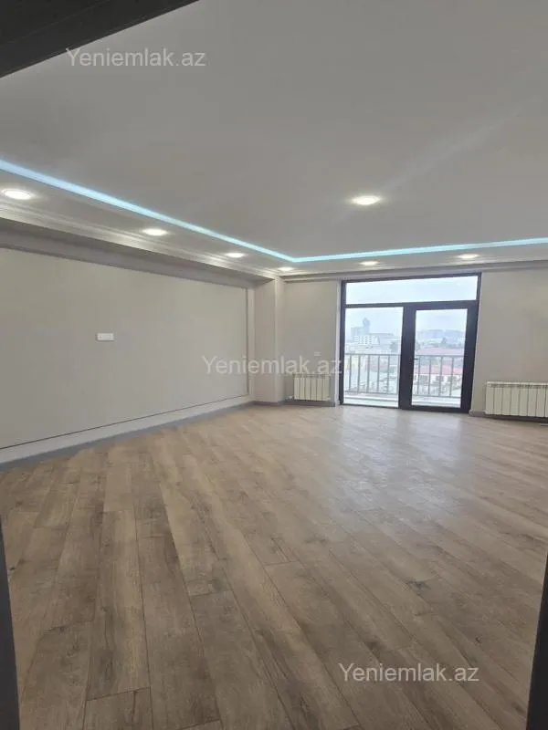 Satılır 15 otaqlı yeni tikili 112 m²